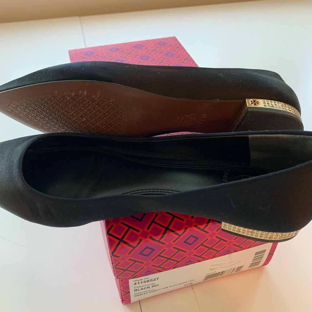 Tory Burch darley pointy toe flat satin lux shoes
